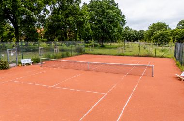 Tennis spielen im Urlaub auf Gut Gaarz